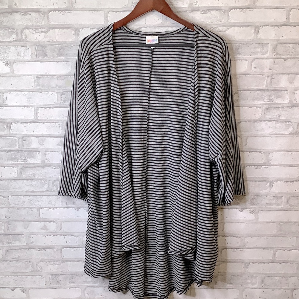 LULAROE Lindsay Duster/Cardigan
